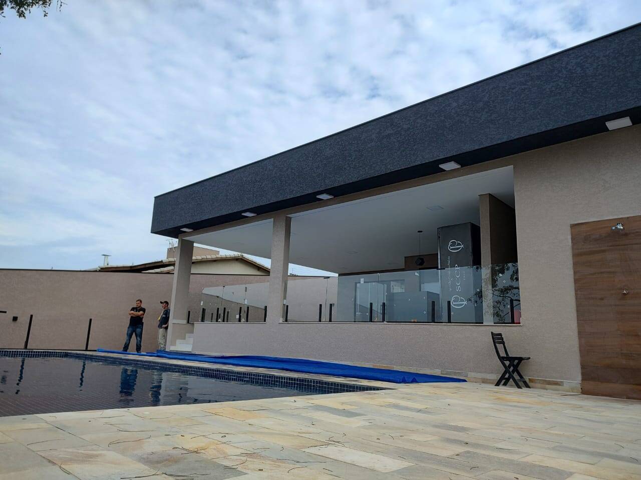 Casa de Condomínio à venda com 4 quartos, 235m² - Foto 11
