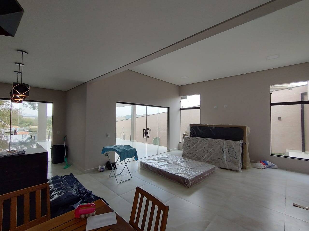 Casa de Condomínio à venda com 4 quartos, 235m² - Foto 30