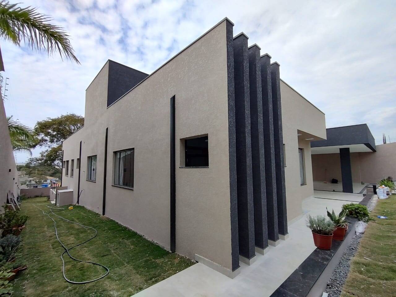 Casa de Condomínio à venda com 4 quartos, 235m² - Foto 5