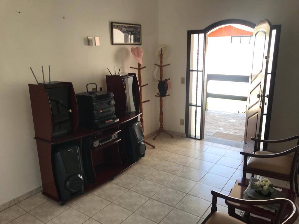 Casa de Condomínio à venda e aluguel com 6 quartos, 714m² - Foto 32