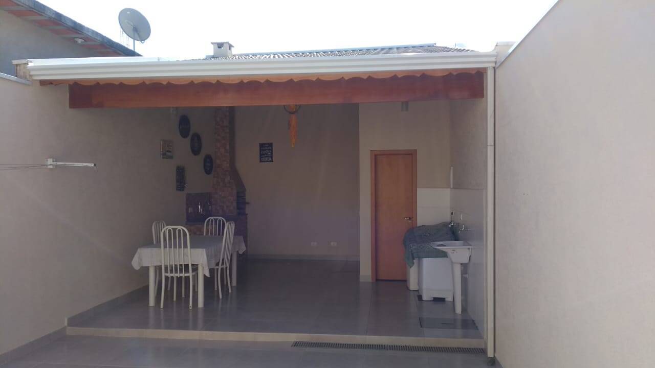 Casa à venda com 2 quartos, 170m² - Foto 12