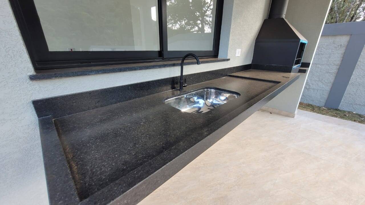 Casa à venda com 3 quartos, 136m² - Foto 18