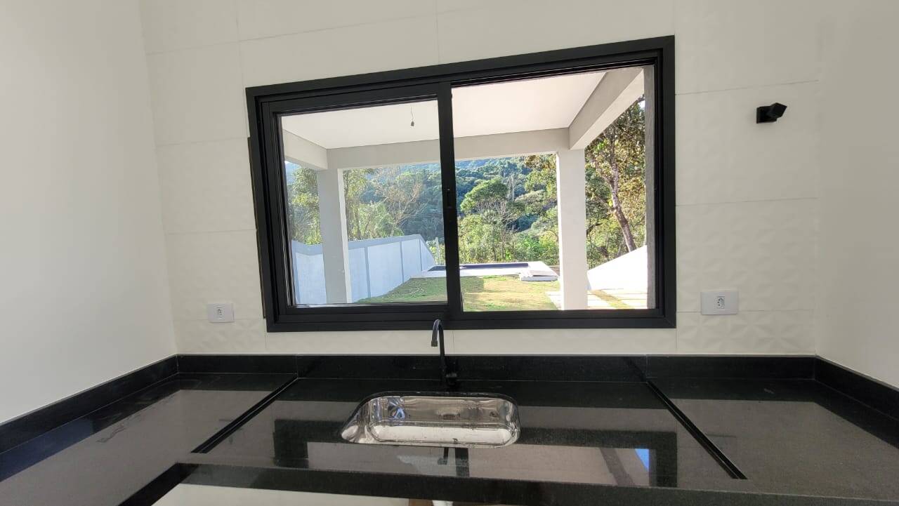 Casa à venda com 3 quartos, 136m² - Foto 47