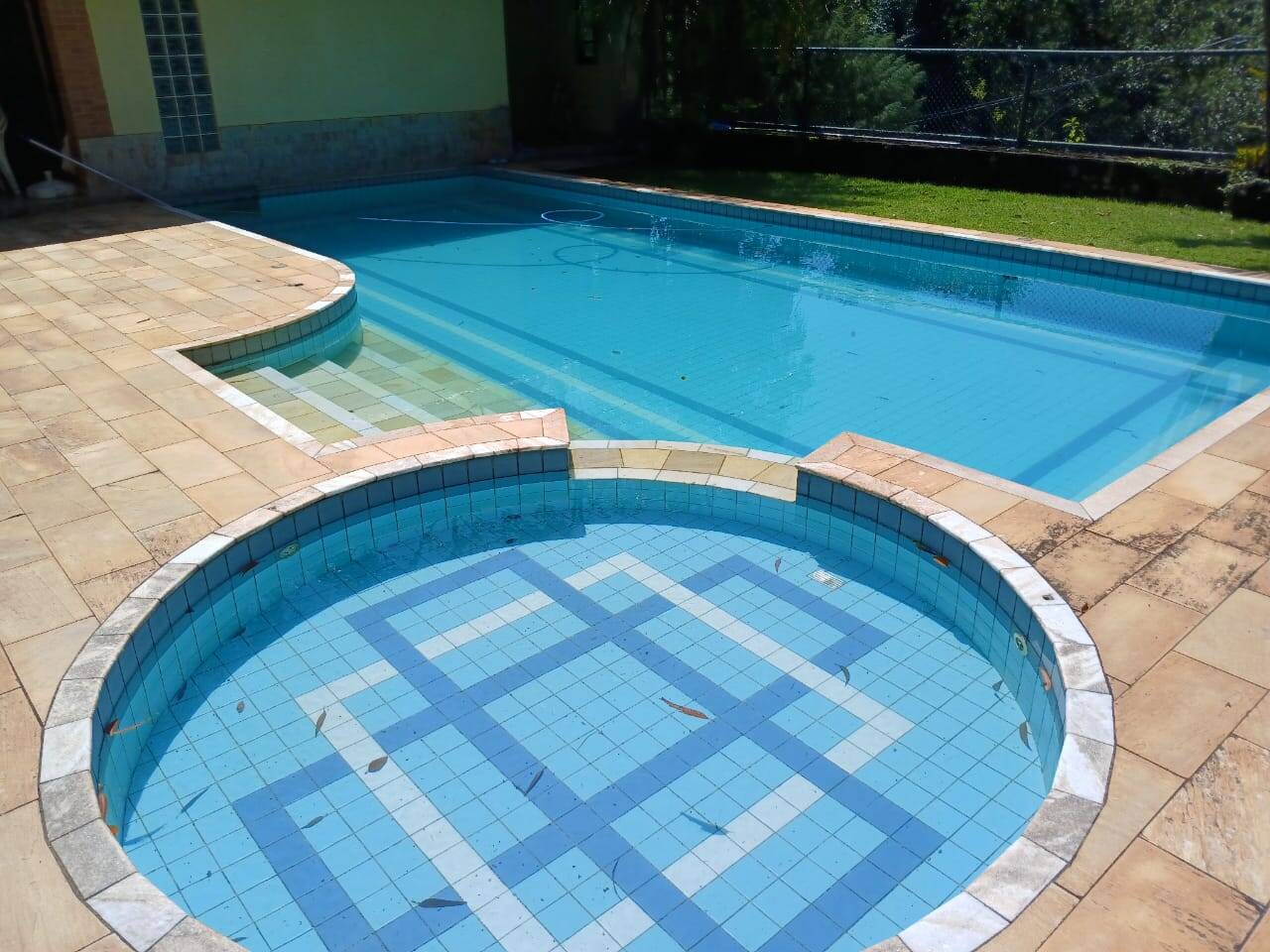 Chácara à venda com 5 quartos, 3000m² - Foto 1
