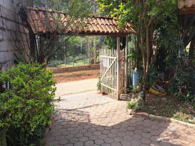 #2110 - Casa para Venda em Atibaia - SP