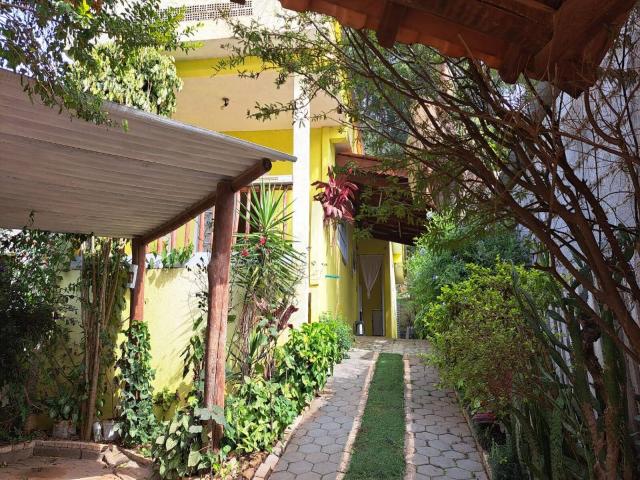 #2110 - Casa para Venda em Atibaia - SP