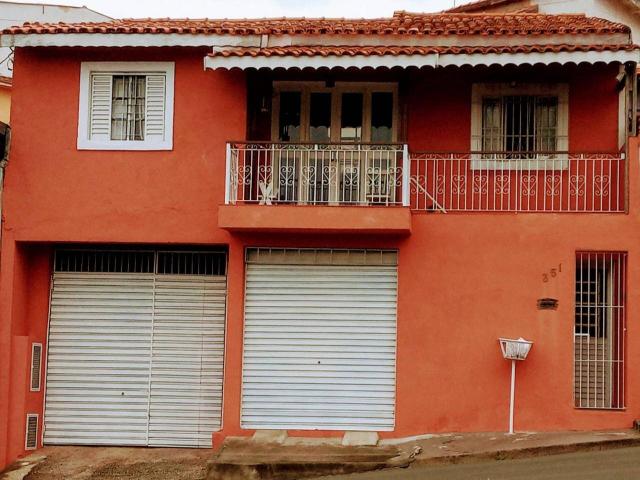 #2703 - Casa para Venda em Atibaia - SP
