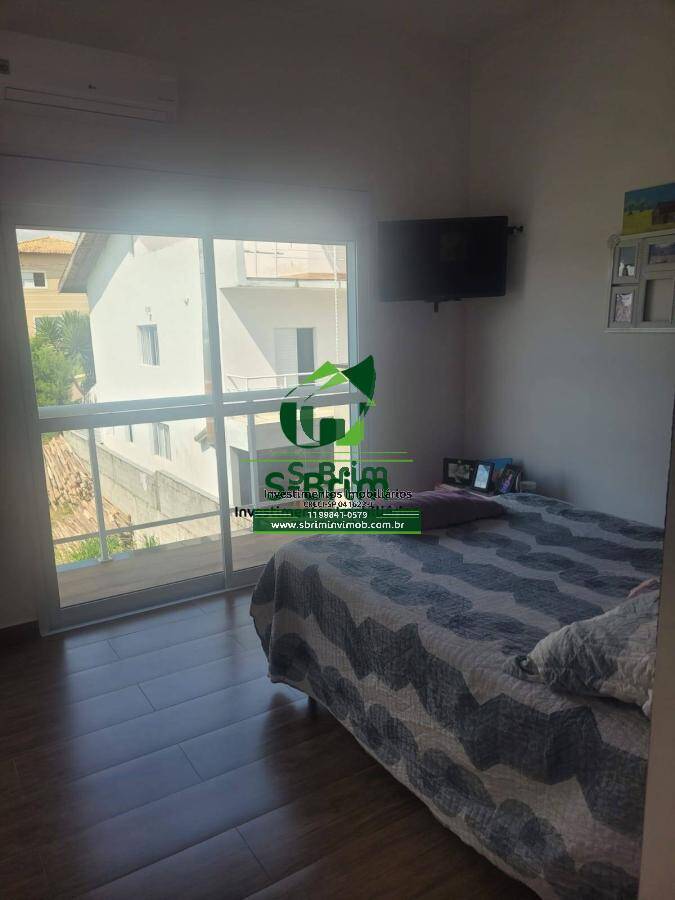 Casa à venda com 4 quartos, 290m² - Foto 7