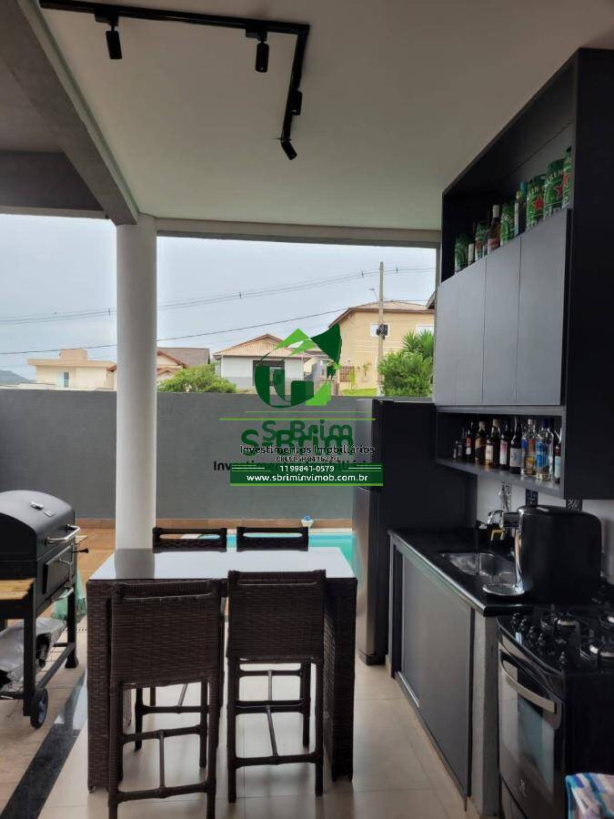 Casa à venda com 4 quartos, 290m² - Foto 9
