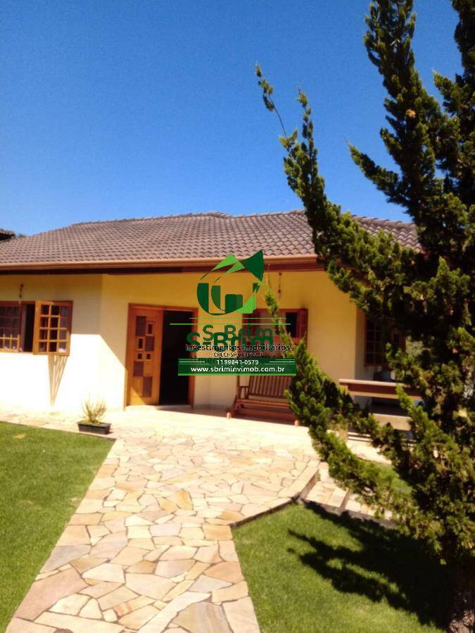 Casa à venda com 3 quartos, 248m² - Foto 2
