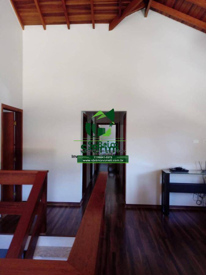Casa à venda com 3 quartos, 248m² - Foto 11