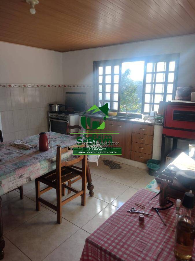 Chácara à venda com 3 quartos, 300m² - Foto 8