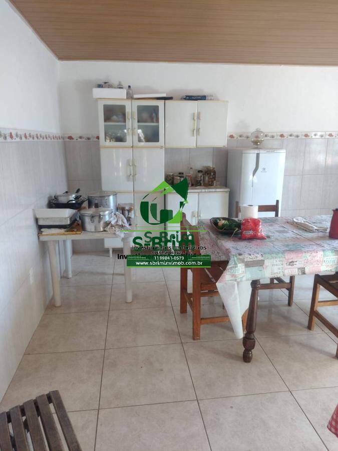 Chácara à venda com 3 quartos, 300m² - Foto 9