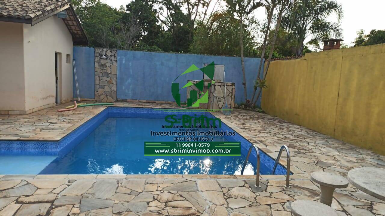 Chácara à venda com 4 quartos, 263m² - Foto 3